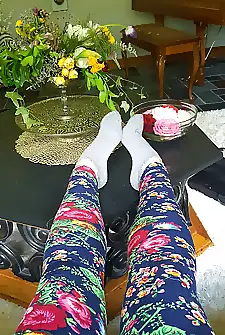 Leggings and Flowers