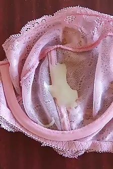 Filling siss 34b bra cups with my cum Thats my cumfetish