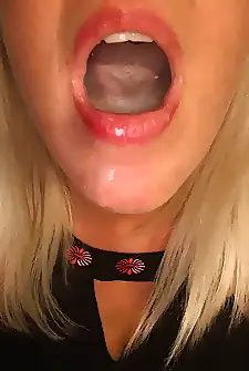 Anyone care to lick up this load from my asshole to my clit and spit it in my mouth