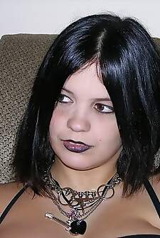 301597